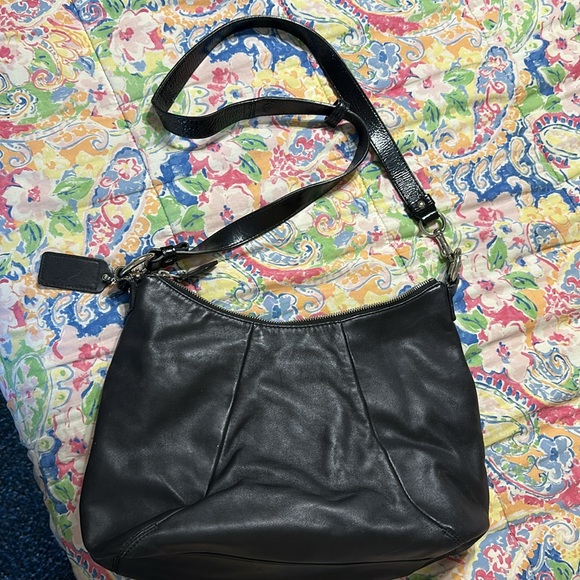 Coach Handbag - Picture 2 of 8